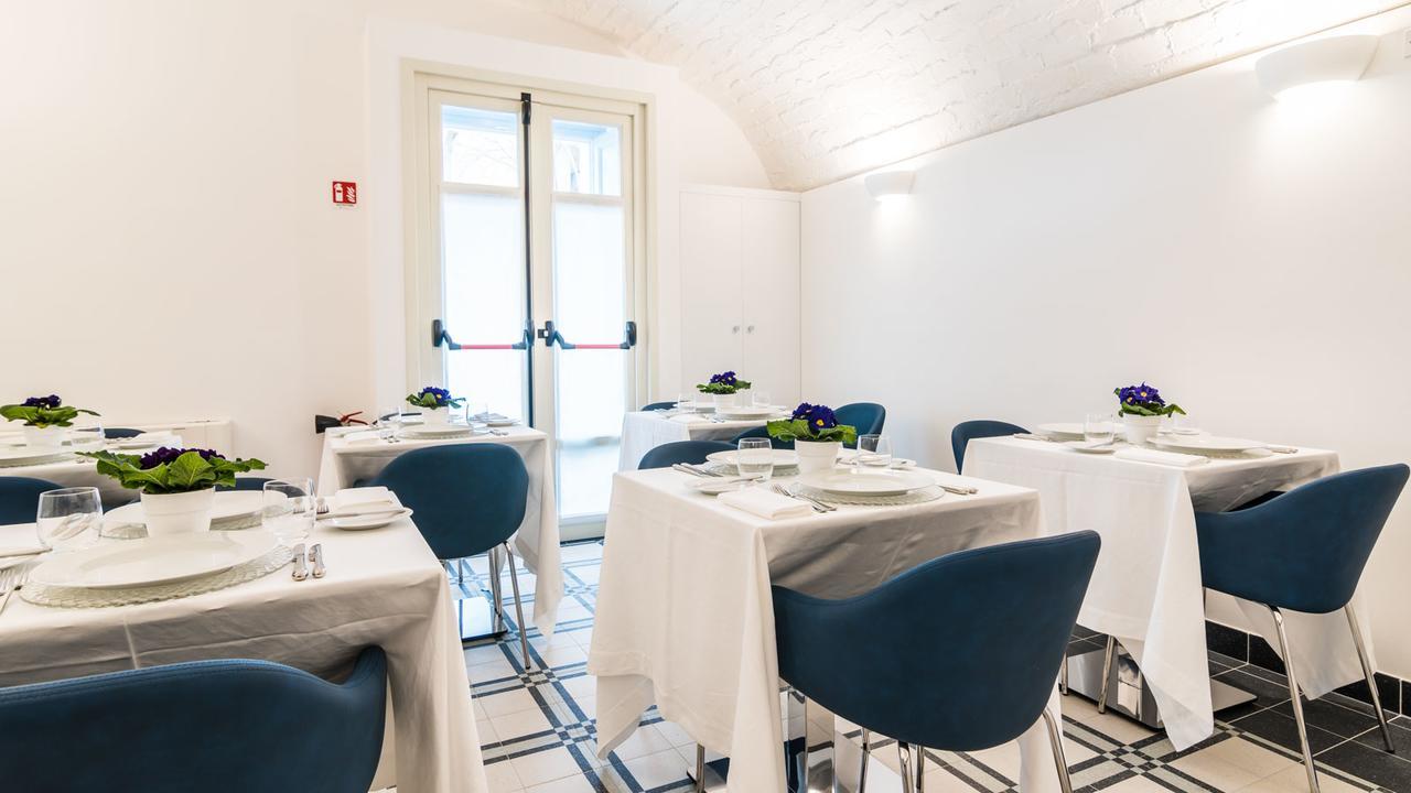 מלון סאסארי Cafe Bleu Relais מראה חיצוני תמונה